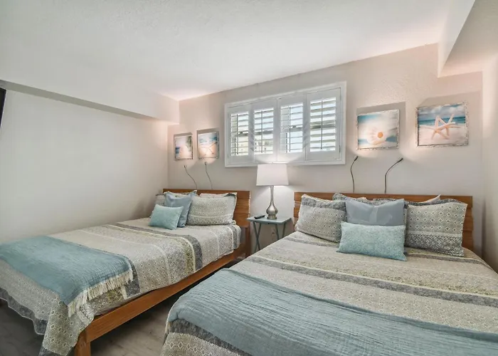Bayside Penthouse-5min To Beach, Rest & Shops Apartment Clearwater Beach