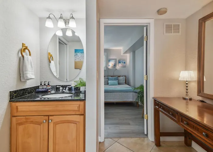 Bayside Penthouse-5min To Beach, Rest & Shops Clearwater Beach